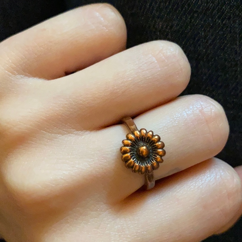 Daisy Ring